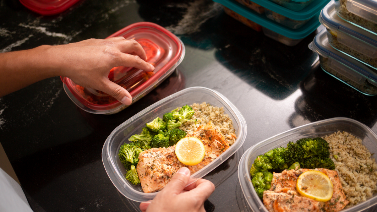 Un regard attentif sur les phtalates dans les matériaux en contact avec les aliments : tests et sécurité