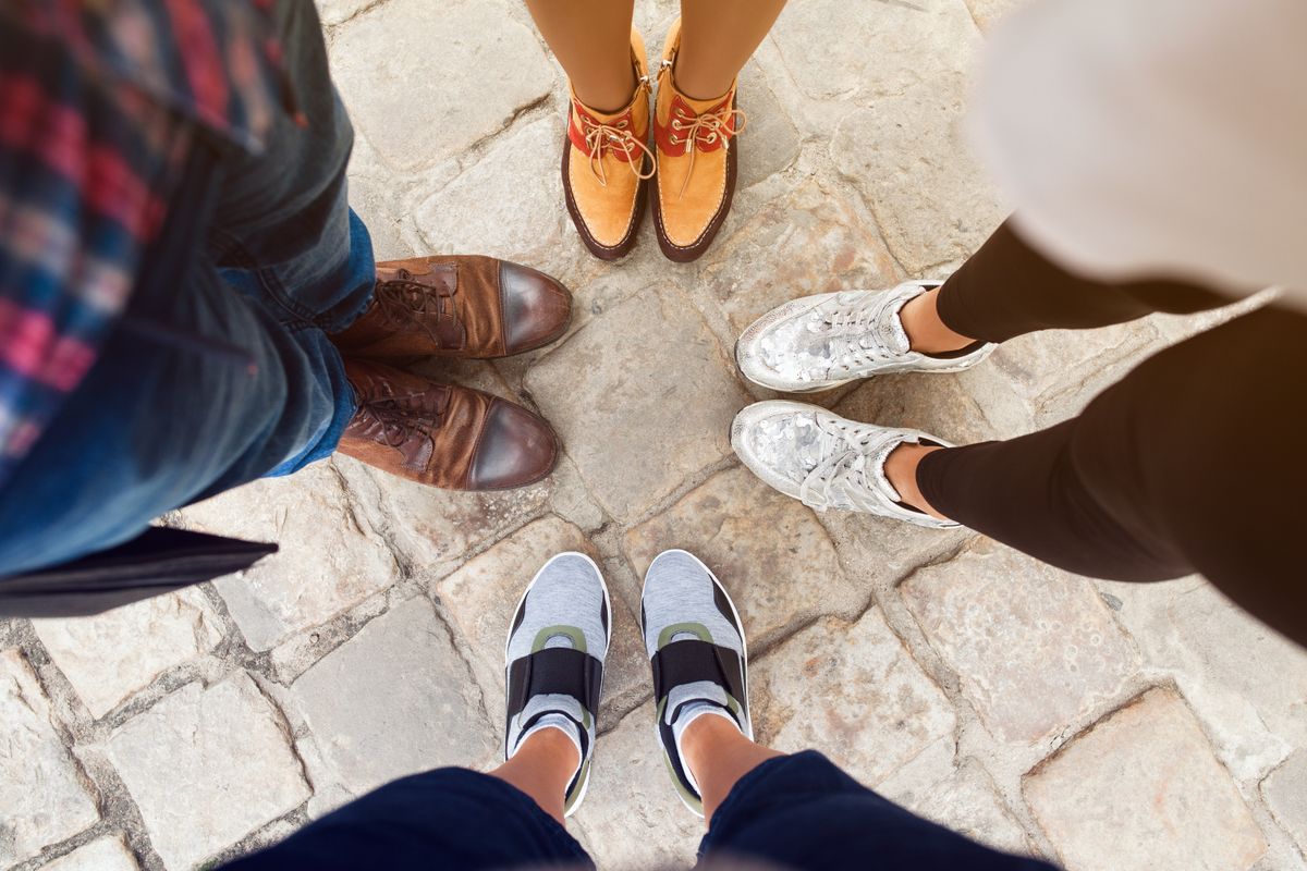 Marcher le kilomètre supplémentaire : Assurer la sécurité et la performance grâce aux tests en laboratoire de chaussures