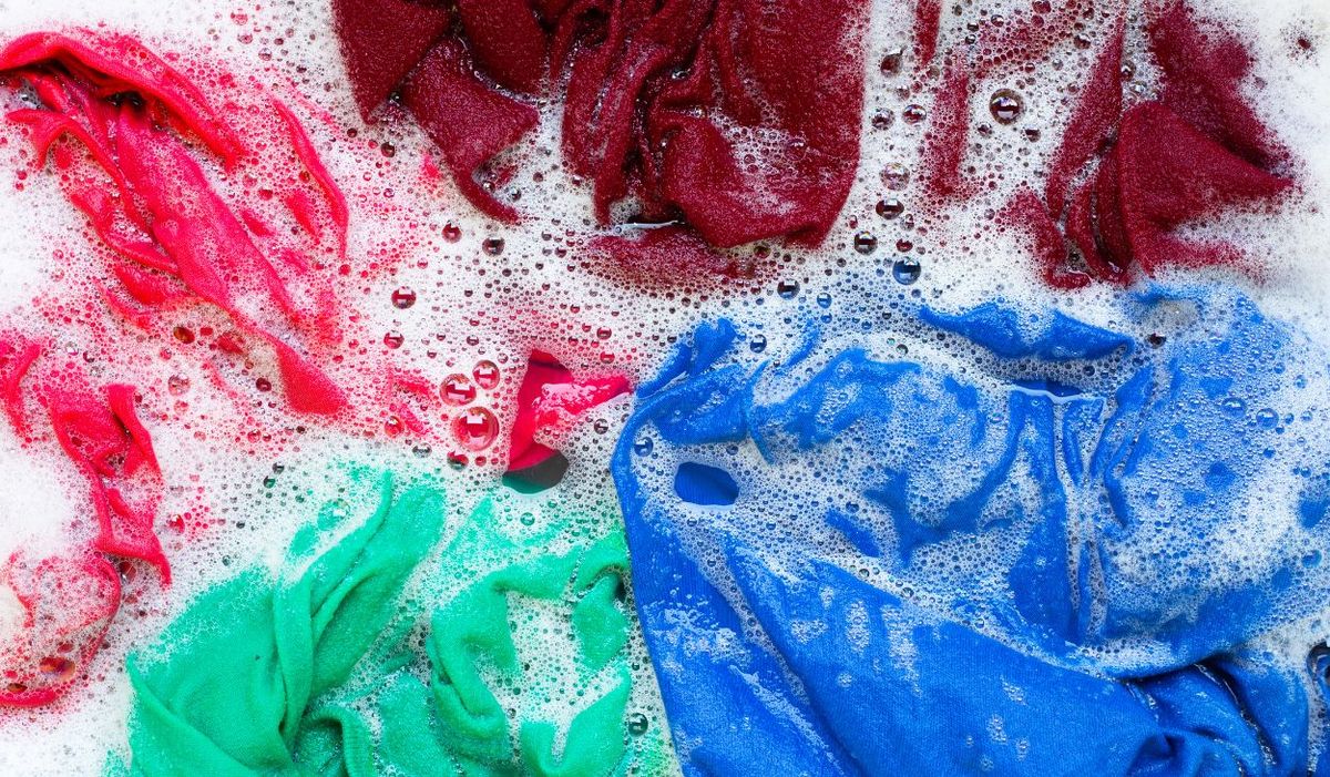 Tests de solidité des couleurs pour textiles : Guide des méthodes d'essai de solidité des couleurs