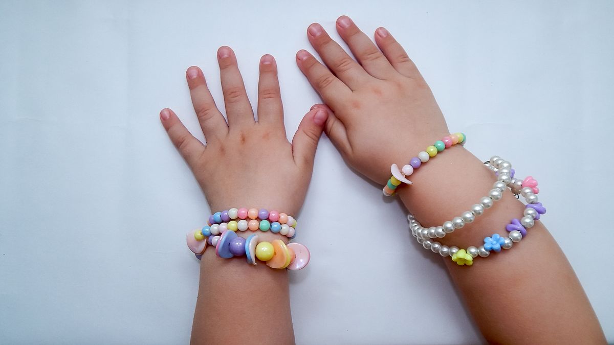 Un guide des réglementations CPSIA pour les bijoux pour enfants